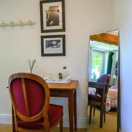 L'apouticayre Pensión